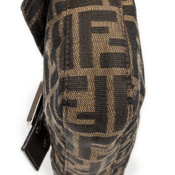 Fendi Baguette - Picture 8 of 10